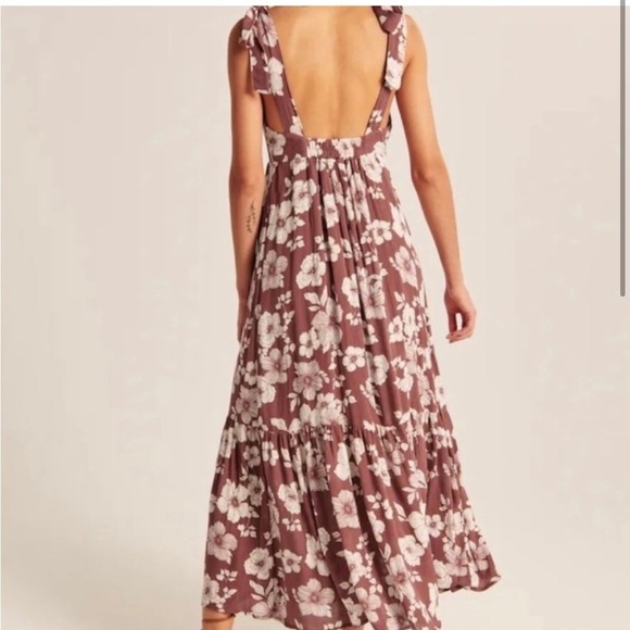 Abercrombie & Fitch Tie Strap Dress - Picture 2 of 10